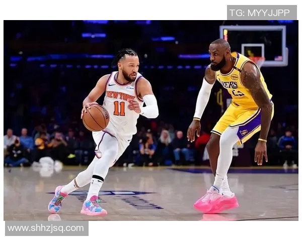 詹东联手砍下30分布伦森伤退湖人加时逆转尼克斯喜迎8连胜 詹东联手砍下30分布伦森伤退湖人加时逆转尼克斯喜迎8连胜